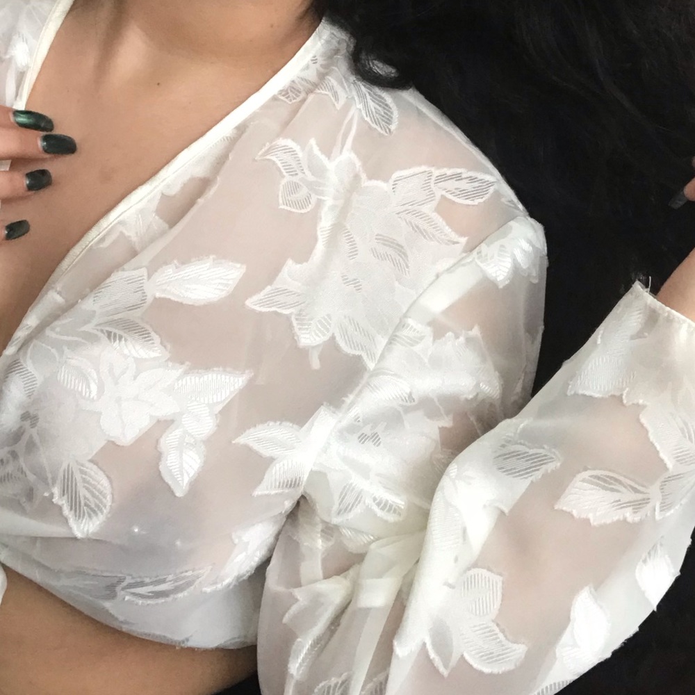 Floral Cover Up - Picture 4 of 4